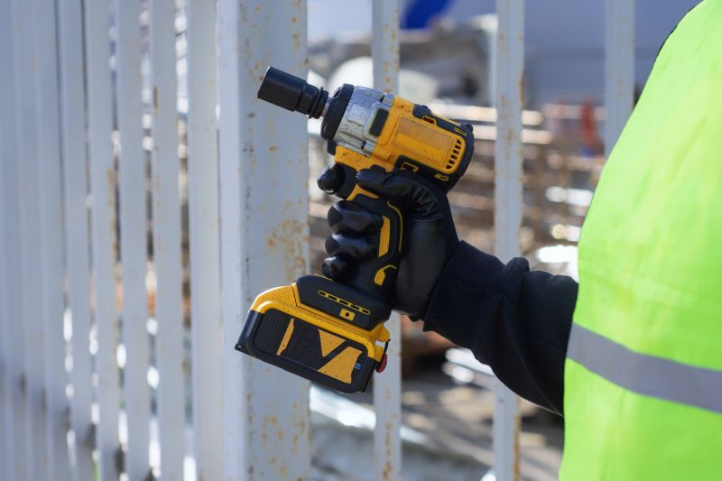 Commercial Aluminum Fence Repair