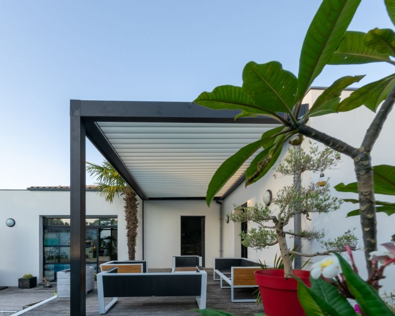 Metal Awnings Installation